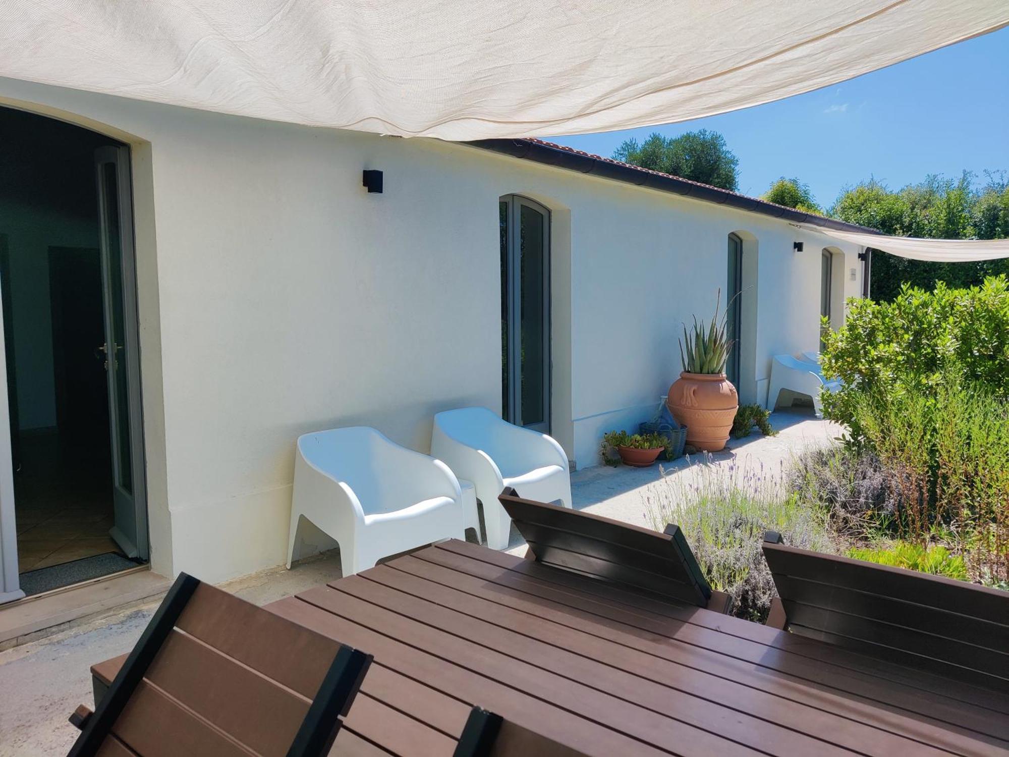Rustico Del Bozzo Guest House Castelleone di Suasa Bagian luar foto