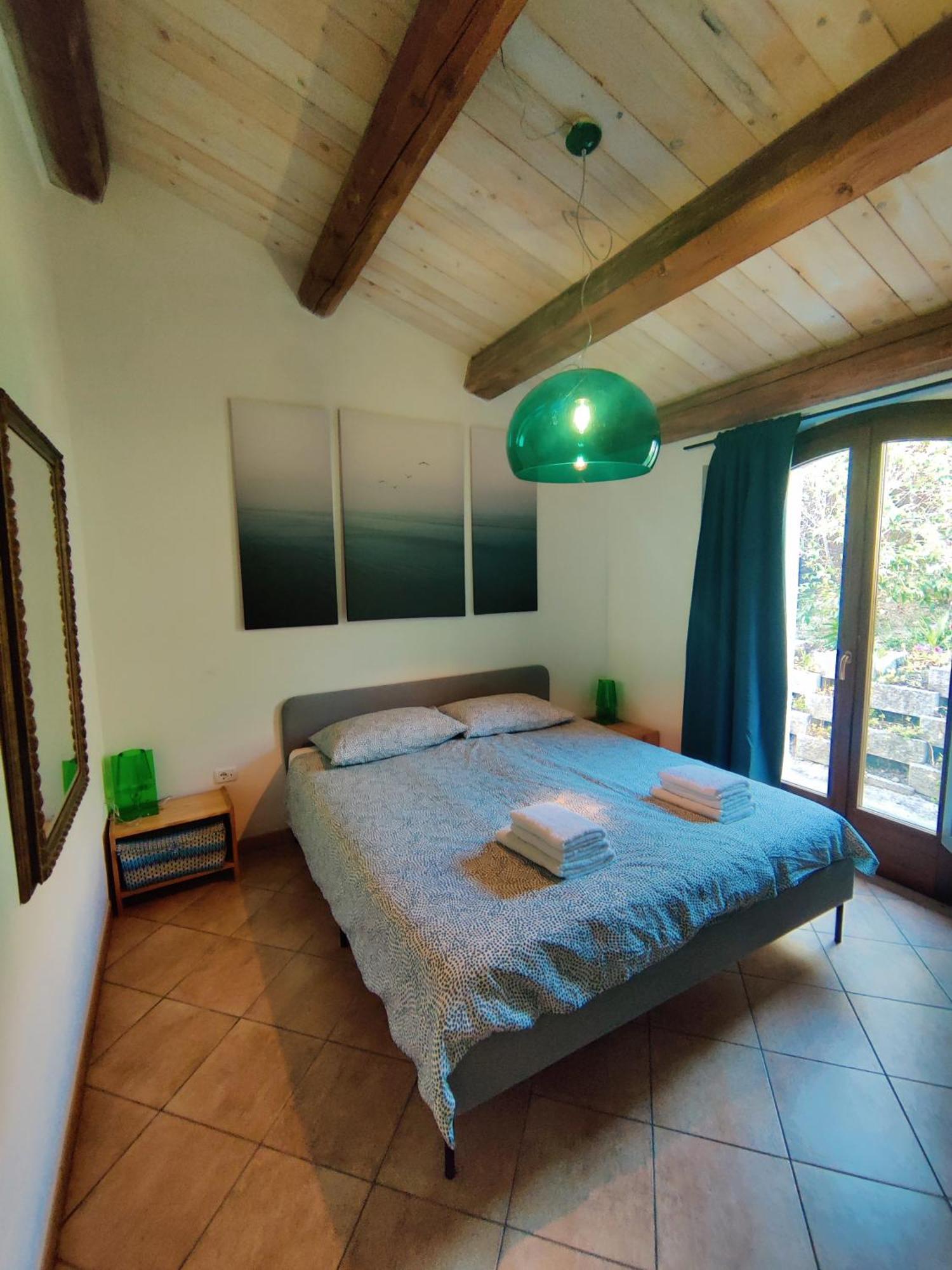 Rustico Del Bozzo Guest House Castelleone di Suasa Bagian luar foto